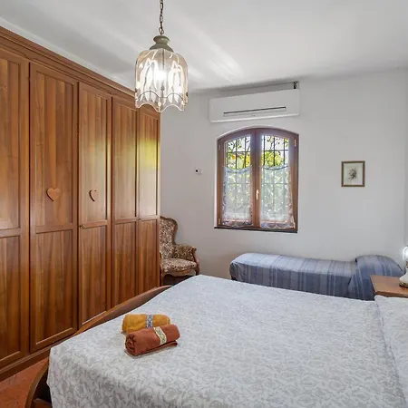 Casa Rosmarino 别墅 Cisano sul Neva
