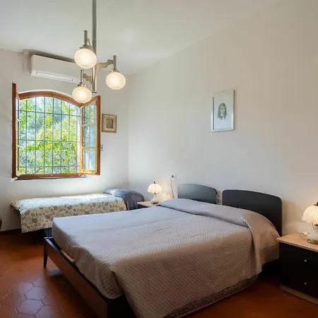Casa Rosmarino Villa Cisano sul Neva