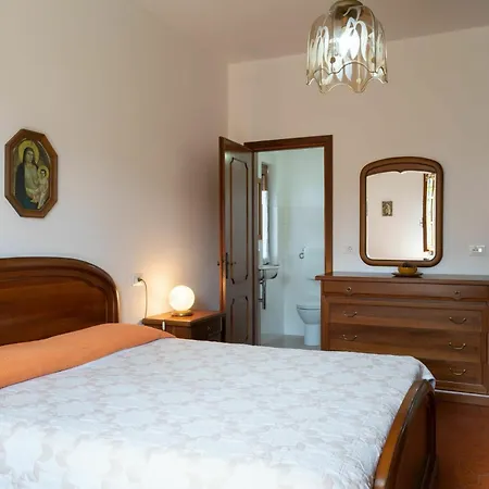 Casa Rosmarino Villa Cisano sul Neva