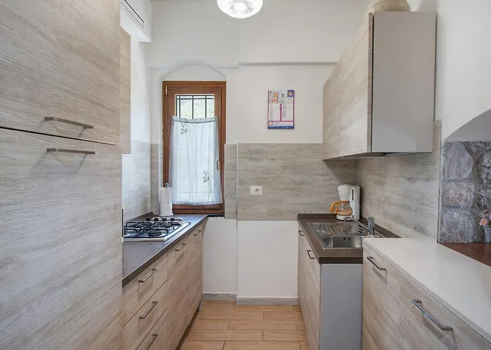 Casa Rosmarino * Cisano sul Neva