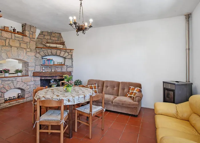 Casa Rosmarino * Cisano sul Neva